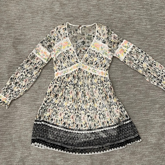 Free People embroidered and lace tunic dress - Picture 1 of 8